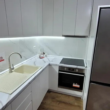 Dream Luxury アパート